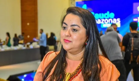 Prefeita de Maués gasta R$ 2 milhões com papelaria e dispensa licitação