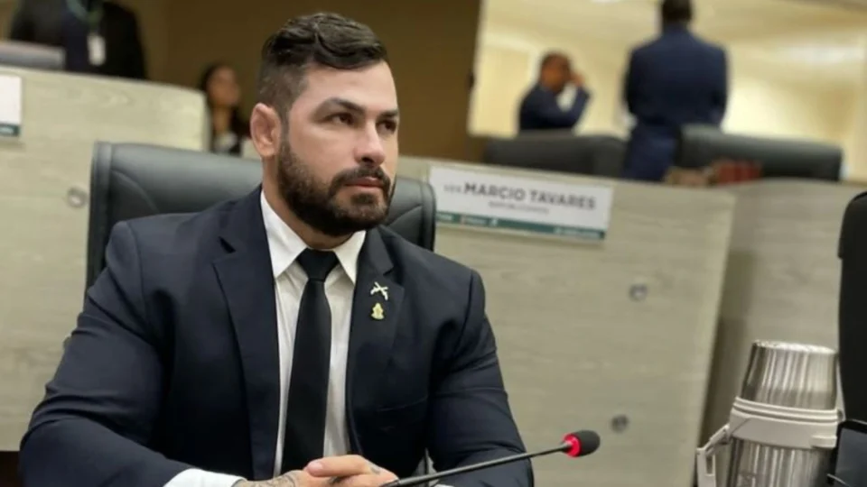 “Todos os dias é o dia do jornalista”, diz Capitão Carpê em homenagem na CMM