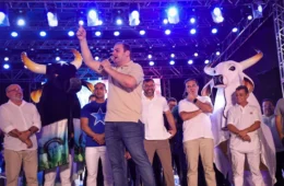 Em Parintins, Roberto Cidade prevê impacto econômico com Festival e vistoria obras