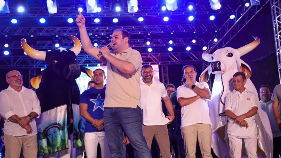 Em Parintins, Roberto Cidade prevê impacto econômico com Festival e vistoria obras