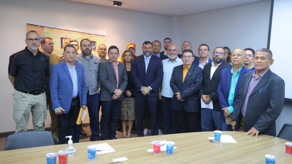 Wilson Lima paga reajuste salarial para servidores da Segurança Pública a partir deste mês