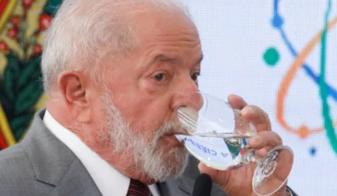 COP30: governo Lula desiste de comprar galões de água 611% acima do preço