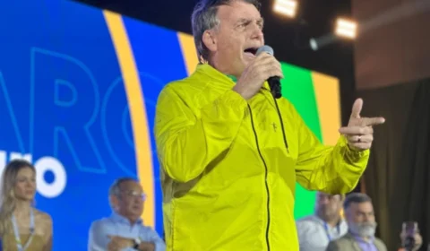 Bolsonaro diz que Brasil precisa de ‘terceiros’ para reverter sistema
