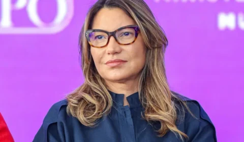 Janja é alvo de nova ação na Justiça por viagem à Rússia