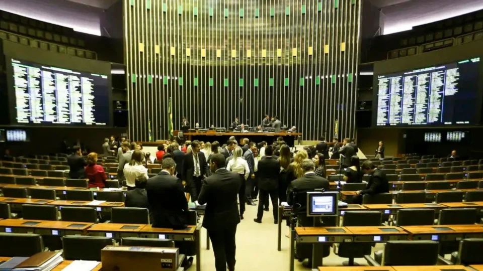 Câmara pode votar urgência para aumentar número de deputados federais
