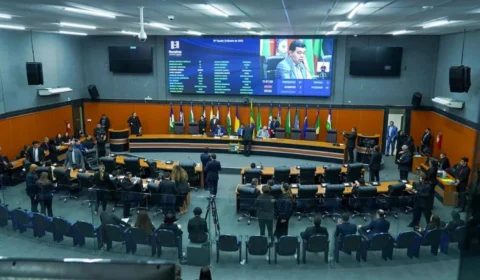 Deputados criticam governador de Roraima e exigem exoneração de ex-presidente do Iteraima