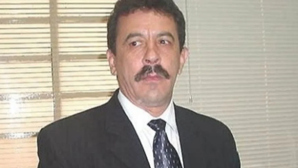 Ex-deputado Carlão de Oliveira é preso por desvios de R$ 11,3 milhões em esquema na ALERO