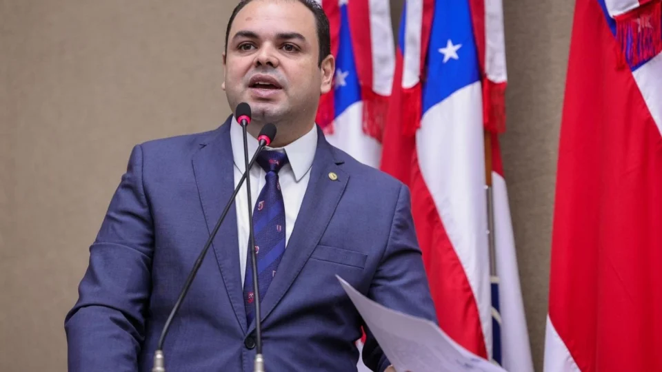 “Vai ser uma instituição séria, com experiência comprovada”, diz Roberto Cidade sobre concurso