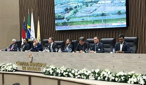 “Celebramos 58 anos de conquistas da Zona Franca”, diz Bosco Saraiva em sessão solene na CMM