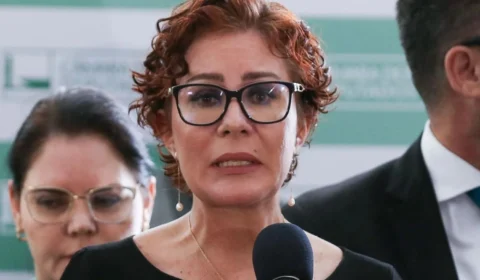 STF condena Carla Zambelli a 10 anos de prisão por invasão ao sistema do CNJ