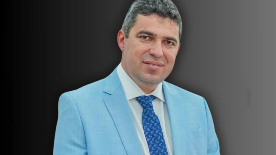 Prefeito de Bonfim (RR) gasta mais de R$ 1 milhão com praça e campo de futebol 