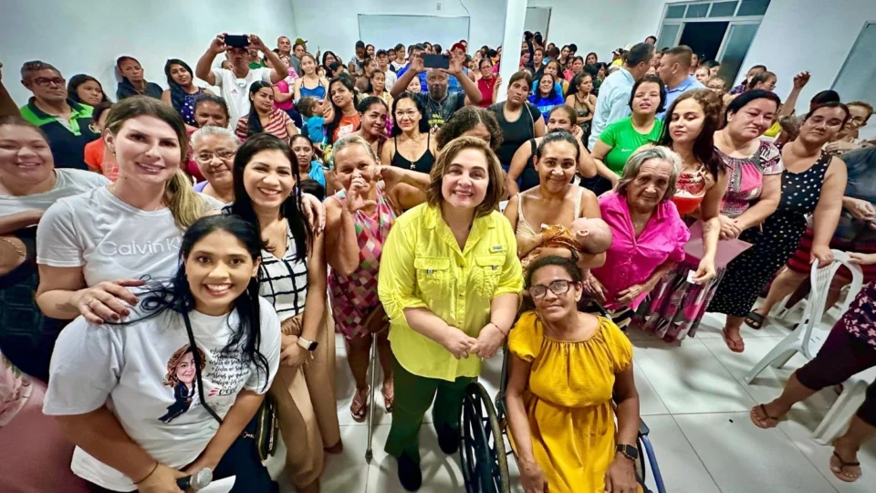 Mulheres do Viver Melhor declaram apoio ao Governo para Professora Maria do Carmo