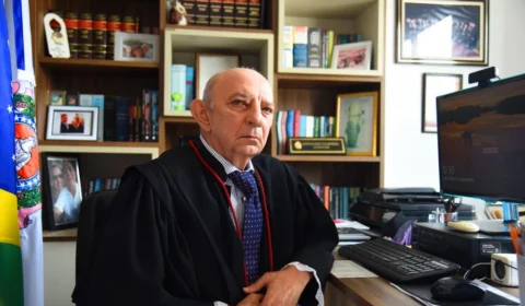 Desembargador Chalub antecipa aposentadoria do TJ-AM e abre vaga do quinto constitucional