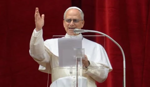 Papa Leão 14 faz apelo global por paz após ataques dos EUA ao Irã