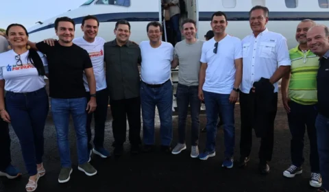 Presidentes da Câmara e Senado chegam a Parintins para prestigiar festival