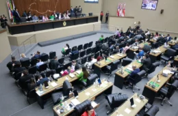 Deputados estaduais aprovam aumento de R$ 635 milhões no orçamento da Aleam para 2026