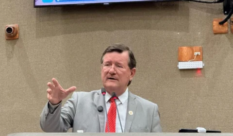 Zé Ricardo diz que Manaus pode perder R$ 50 milhões do Fundeb por falhas na gestão