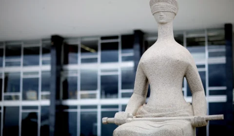 STF é aprovado por 16% e reprovado por 41% dos brasileiros diz pesquisa