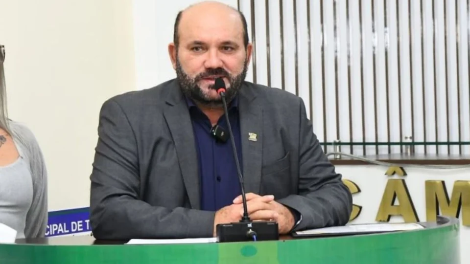 Ex-servidor denuncia suposta irregularidade na Secretaria de Comunicação de Tefé