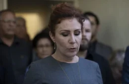 Câmara deve oficializar perda do mandato de Carla Zambelli após decisão definitiva do STF