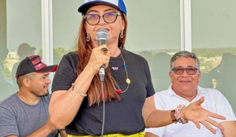 Prefeitura de Manacapuru vai gastar mais de R$ 500 mil com água mineral para a Semec