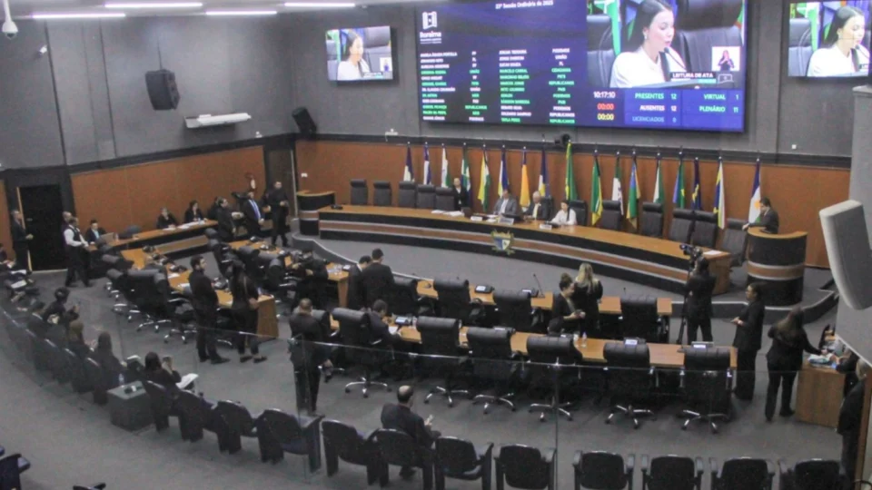 ALE-RR aprova em 1º turno PEC que flexibiliza repasses a municípios de Roraima