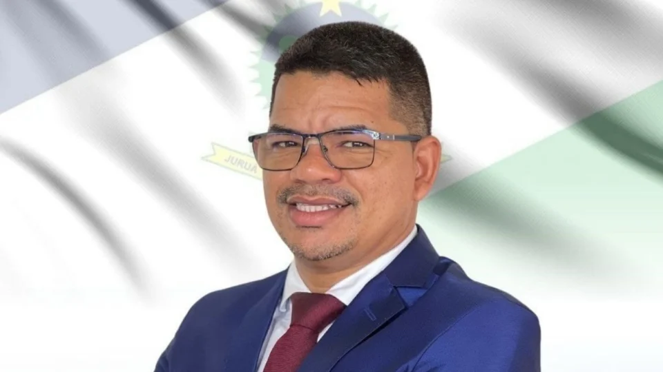 Prefeitura de Juruá vai gastar R$ 4 milhões com livros paradidáticos para rede municipal