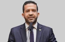 Janones critica Nikolas, mas votou por medida que pode encarecer energia