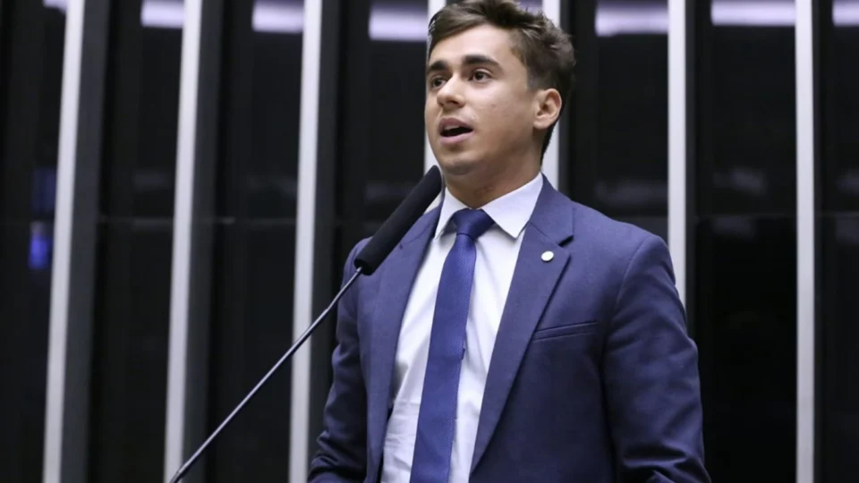 Deputado Nikolas Ferreira não vai a ato comandado por Bolsonaro na avenida Paulista