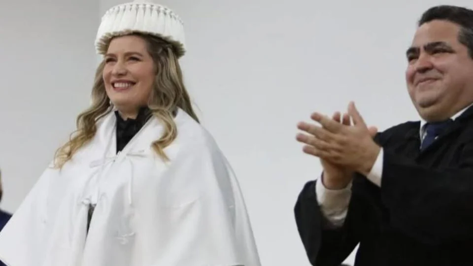 Tanara Lauschner é empossada como nova reitora da Universidade Federal do Amazonas