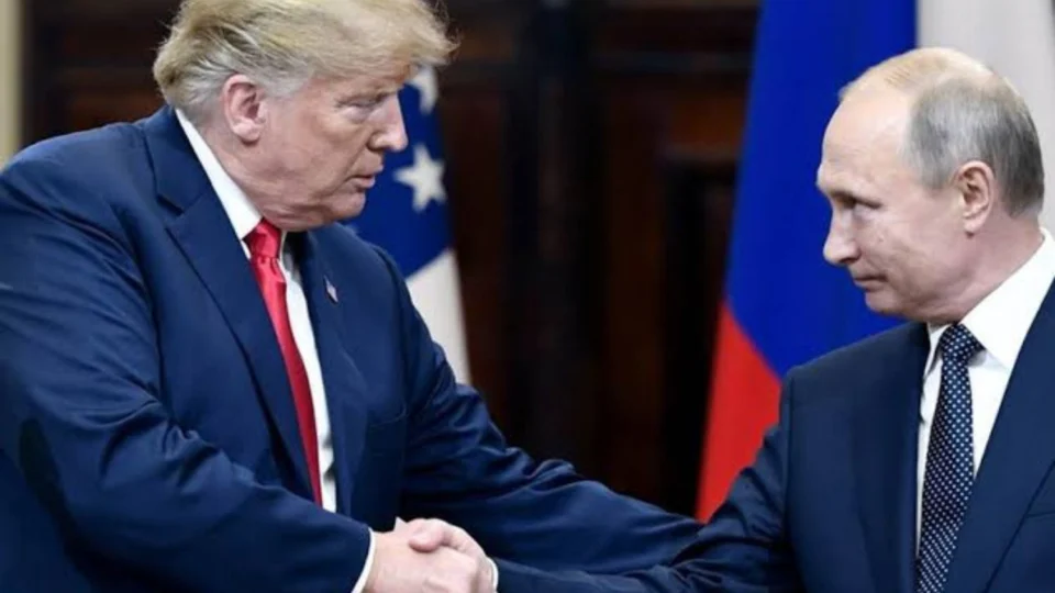 Trump diz que Putin “quer continuar matando” e que EUA apoiam Ucrânia