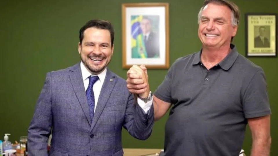 Bolsonaro aponta Alberto Neto como pré-candidato ao Senado pelo Amazonas