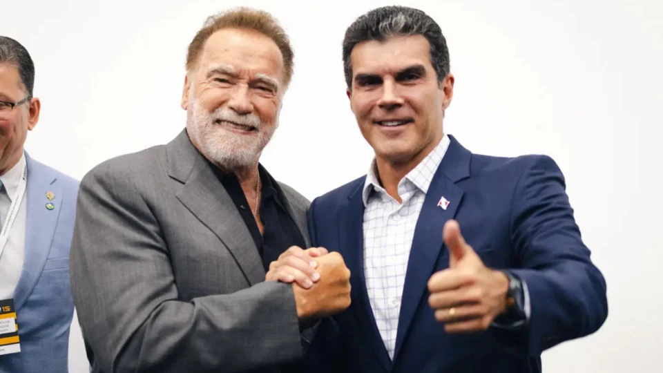 Helder Barbalho convida Arnold Schwarzenegger para a COP30 em Belém