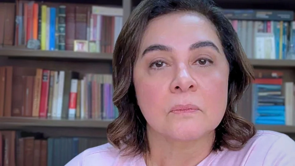 Maria do Carmo critica falta de acolhimento às pessoas em situação de rua em Manaus