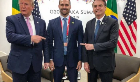 Eduardo Bolsonaro critica comitiva com ida ao EUA: ‘Adiam os problemas reais’
