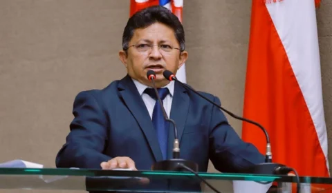 Reeleição de Sinésio Campos no PT-AM é comparada a regimes como Coreia do Norte por site nacional