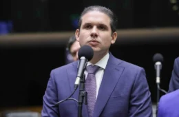 Motta se manifesta em defesa de Moraes após sanção dos EUA