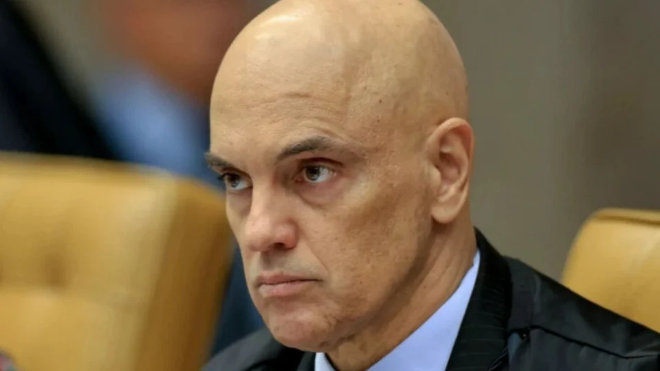 Cartões, bancos e e-mails: como a Lei Magnitsky impactará Alexandre de Moraes