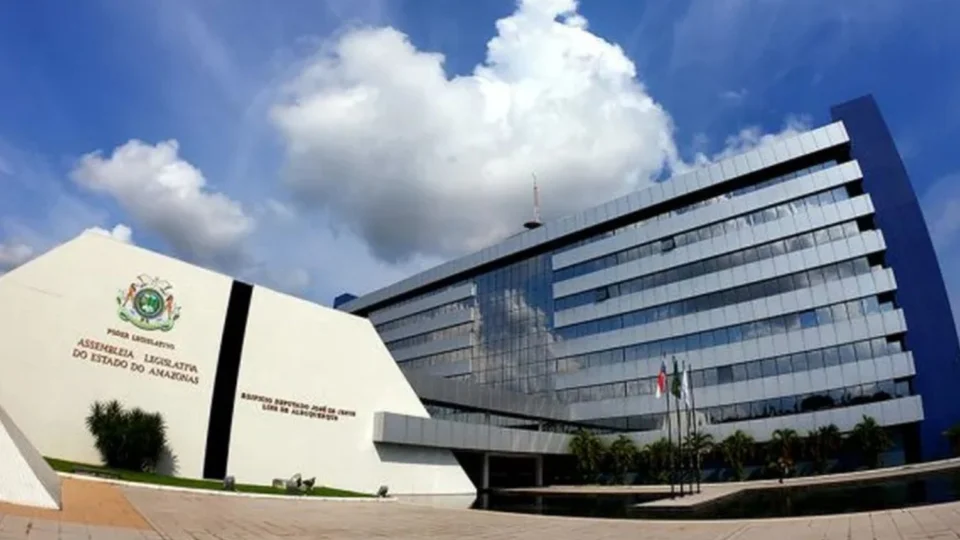 Aleam exige comprovação de dois anos de experiência para posse em cargos de concurso público