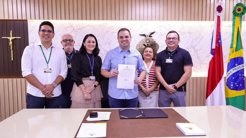Roberto Cidade anuncia FGV como banca responsável pelo concurso público da Aleam