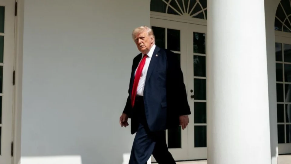 Trump reclama de Pix e pirataria e falam até da 25 de Março em investigação sobre o Brasil