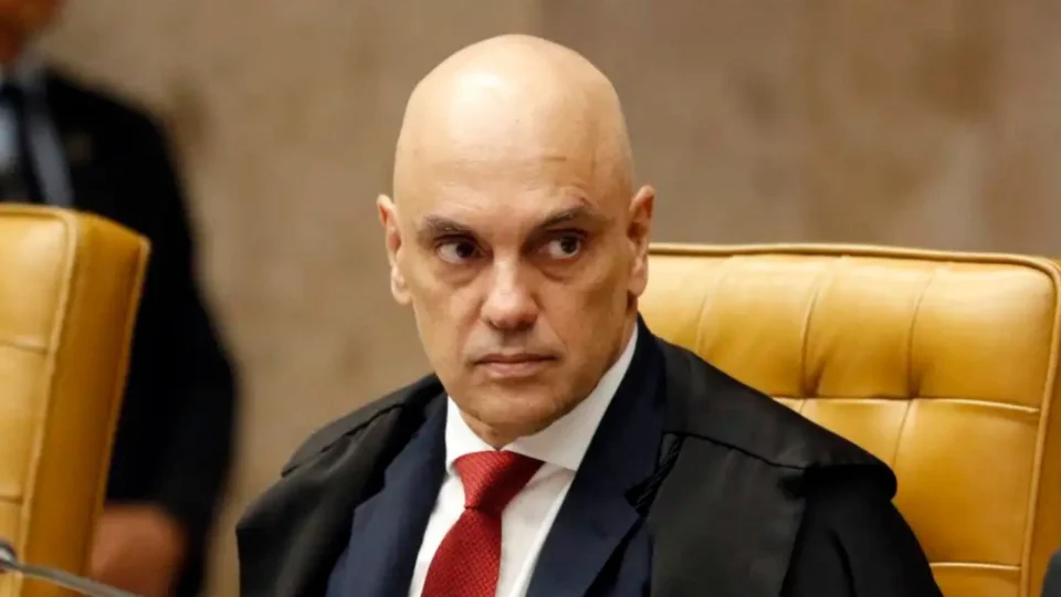 Moraes retoma validade de parte do decreto presidencial que aumenta o IOF