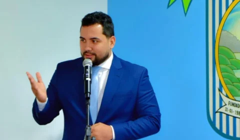 Prefeito de Boa Vista dos Ramos gasta mais de R$ 900 mil com serviços gráficos sem detalhamento