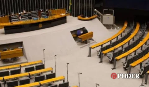 86% dos eleitores do Amazonas ainda estão indecisos para deputado federal em 2026