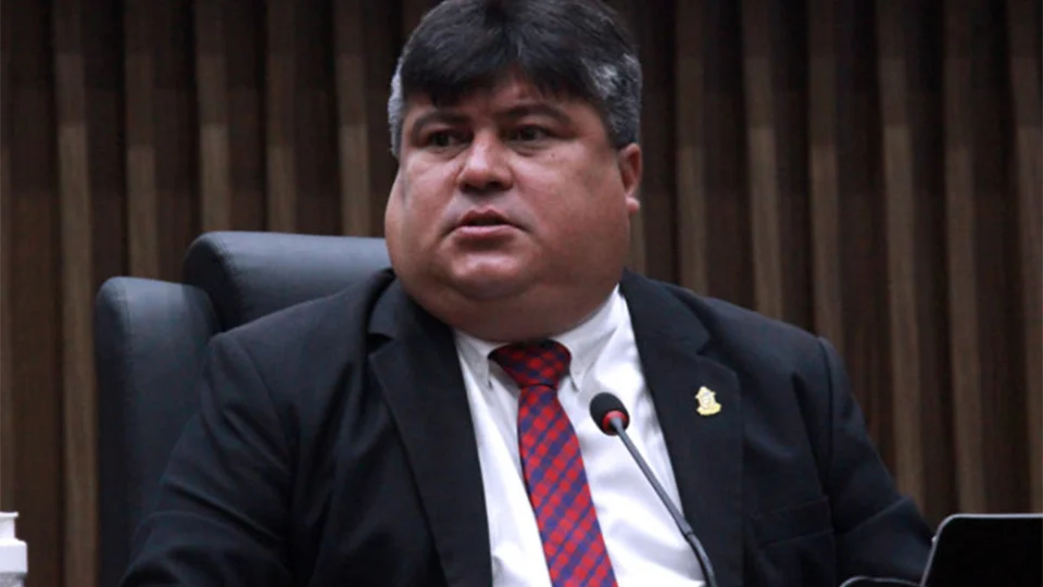 David Reis falta à reabertura das sessões na CMM e repete histórico de ausências