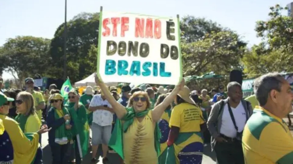 “Reaja Brasil”: atos por impeachment de Moraes e Lula mobilizam oposição pelo país