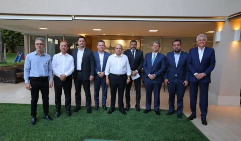 Wilson Lima participa de encontro estratégico com líderes estaduais da oposição em Brasília