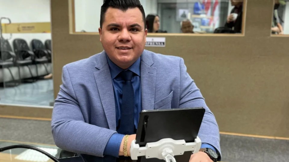 Avante inicia expulsão de Wanderley Monteiro por apoiar CPI do Asfalto na ALEAM