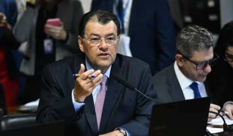 Eduardo Braga apoia criação de CPI para investigar ‘adultização’ de crianças nas redes sociais
