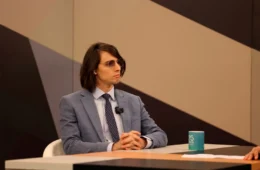 Amom processa Meta após restrições por denunciar exploração sexual infantil